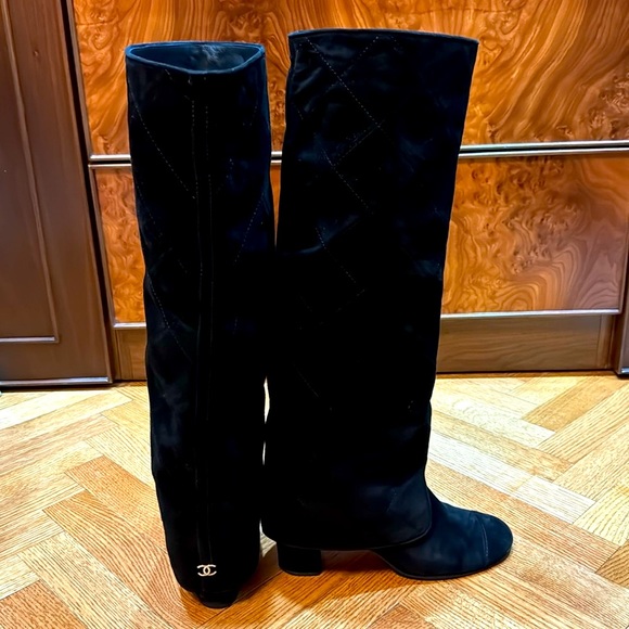 CHANEL pant effect boots - Picture 4 of 7